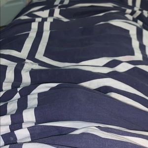 Comforter and 2 pillow cases